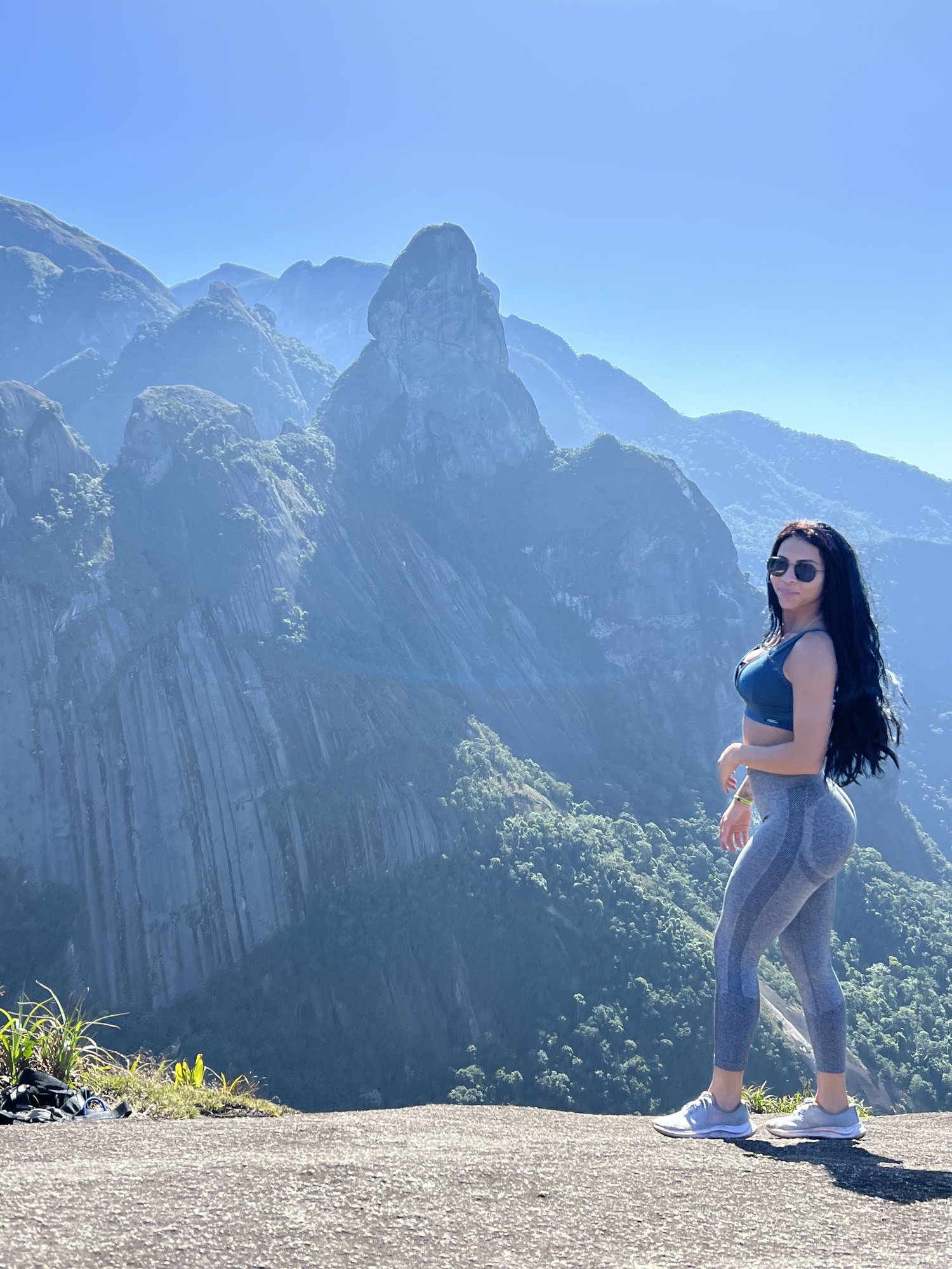 Trilha do Escalavrado com Mata Atlântica de altitude