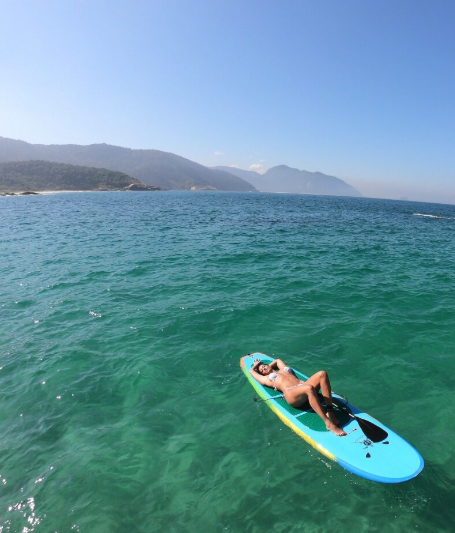 Stand up paddle nas águas cristalinas das Praias Selvagens