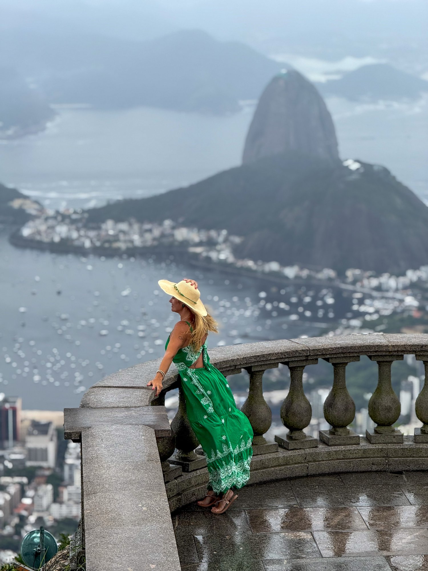 Vista do Cristo Redentor com Pão de Açúcar — tour Rio Ícones